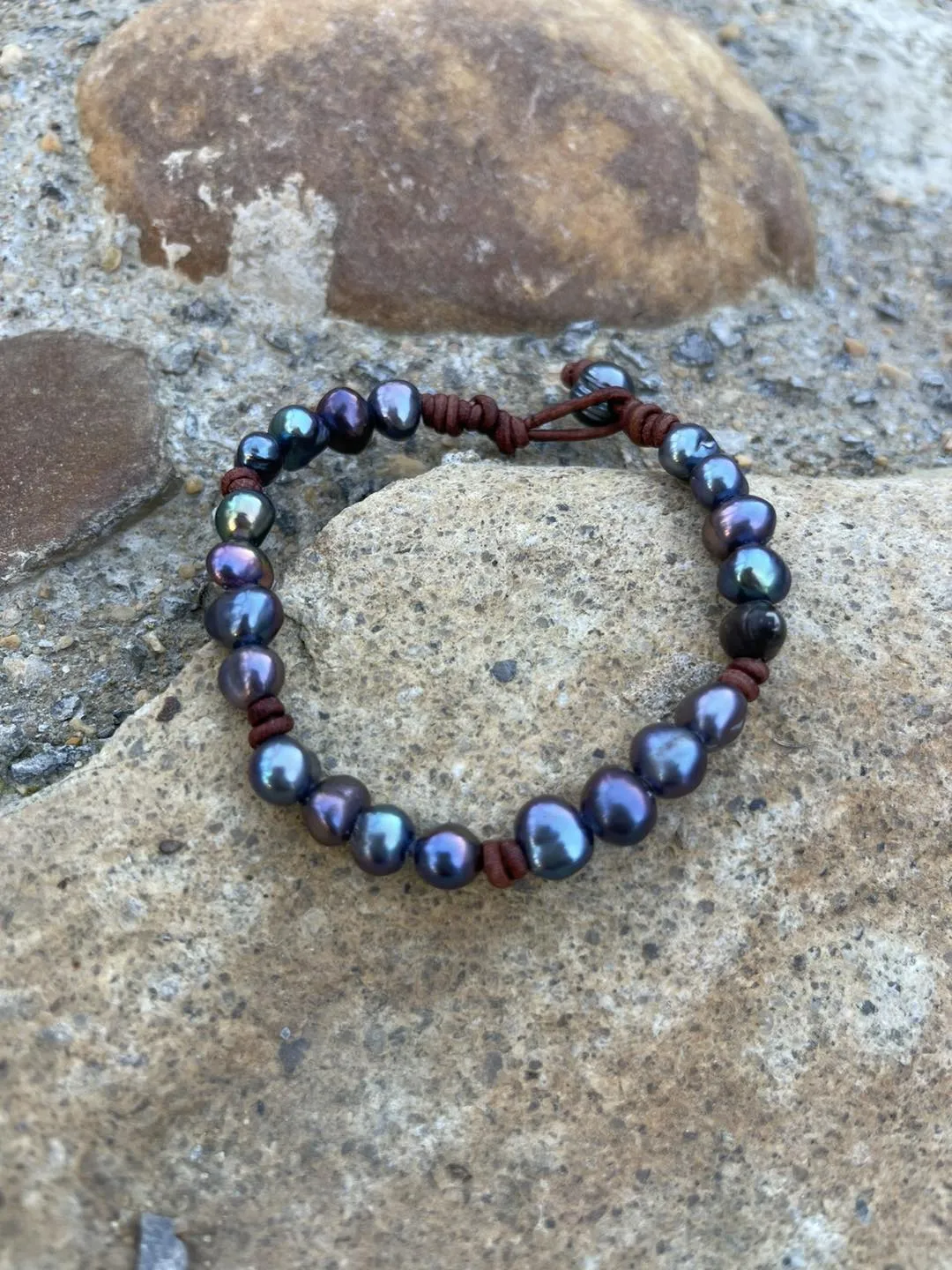 Black Pearl Angel Braclet