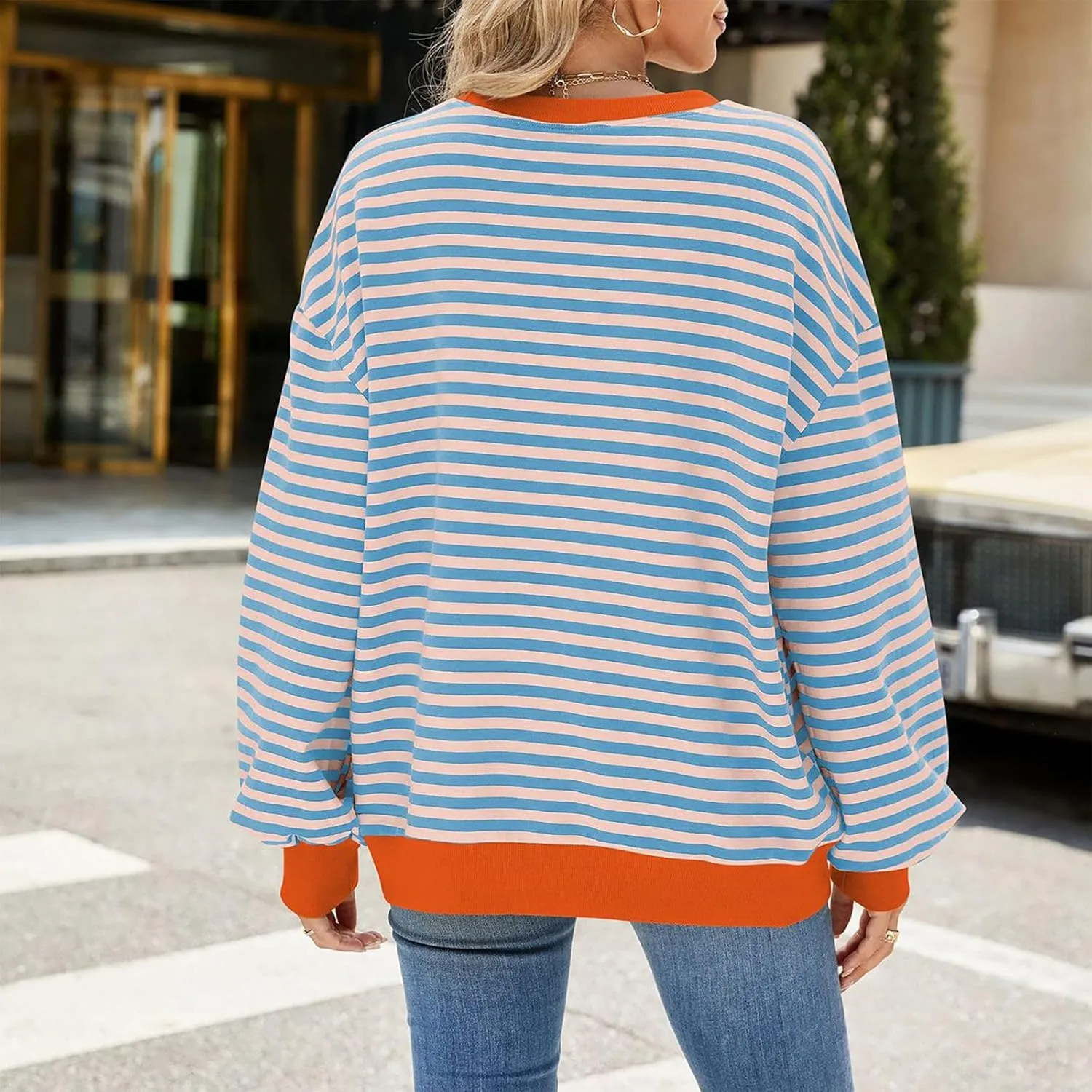 Crewneck Tops for Women Long Sleeve Striped Graphic Tees Oversized Fall Blouse Dressy Casual Going Out Tunic Shirts