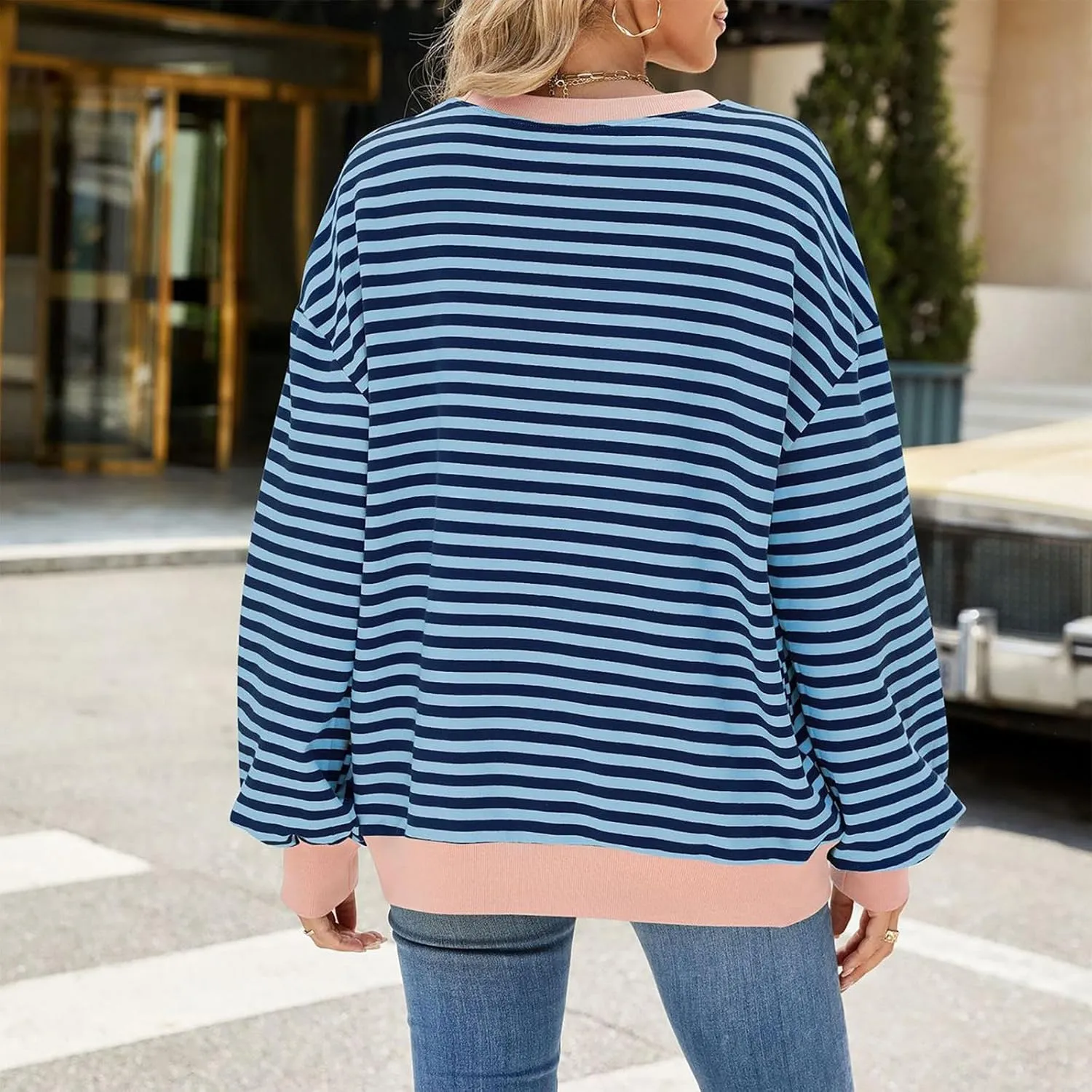 Crewneck Tops for Women Long Sleeve Striped Graphic Tees Oversized Fall Blouse Dressy Casual Going Out Tunic Shirts