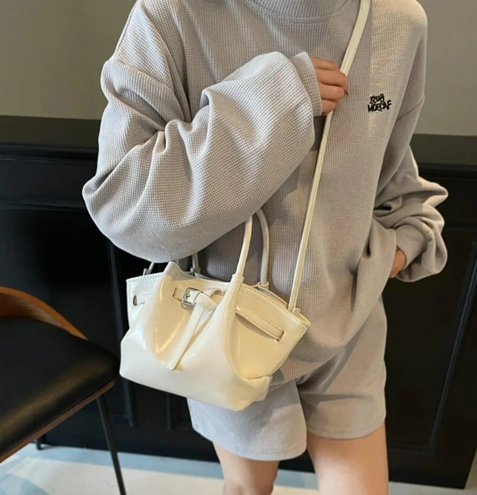 Cute Y2k Shoulder Bag for Women PU Leather Belted Hobo Bags Underarm Tote Handbag Mini Satchel Crossbody Purse 2025