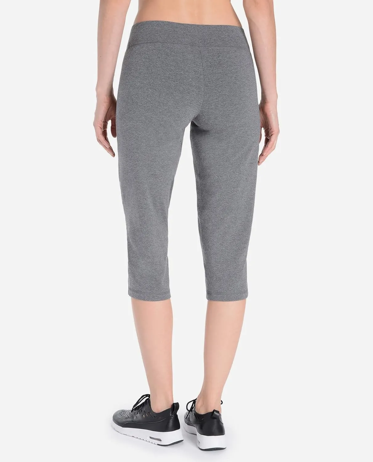 Danskin Women's Sleek Fit Yoga Crop Pant