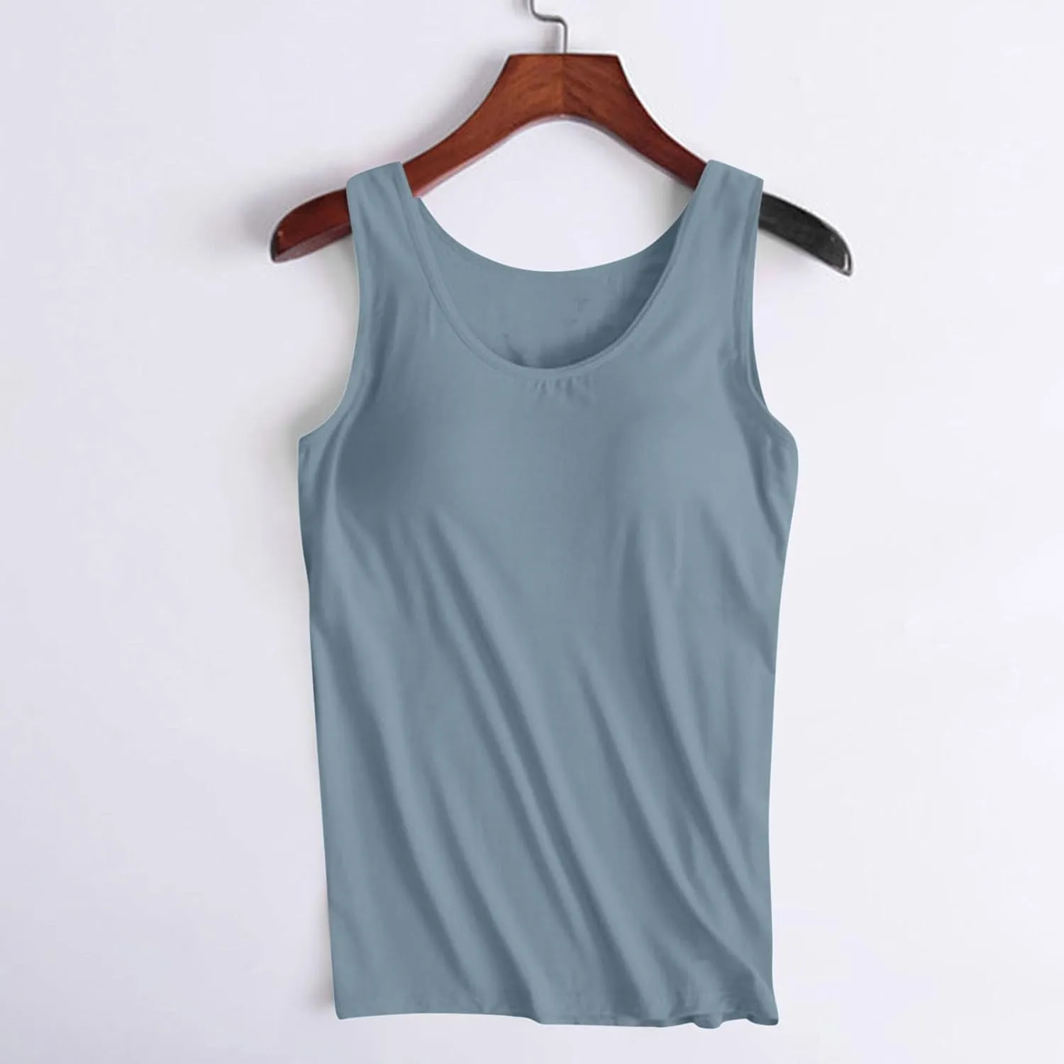 HGps8w Womens Plus Size Basic Tank Tops with Bulit-in-Bra, Crewneck Sleeveless Undershirts Casual 2025 Summer Workout Shirts