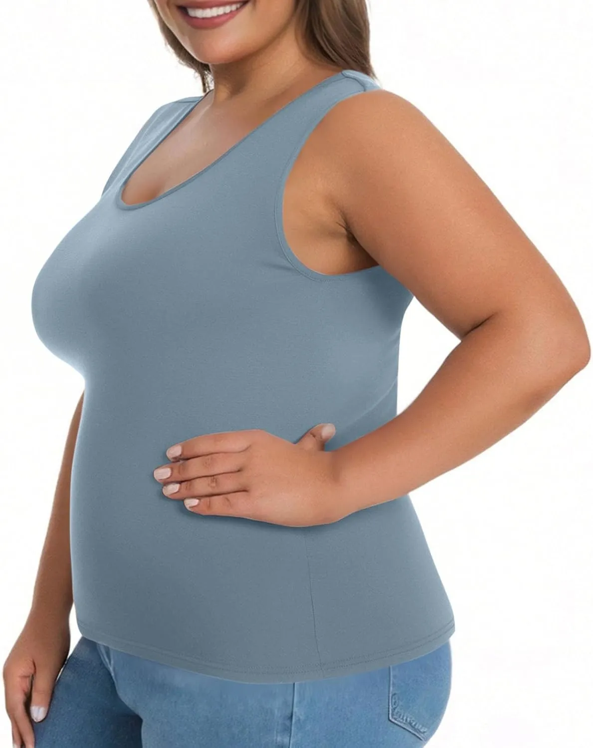 HGps8w Womens Plus Size Basic Tank Tops with Bulit-in-Bra, Crewneck Sleeveless Undershirts Casual 2025 Summer Workout Shirts