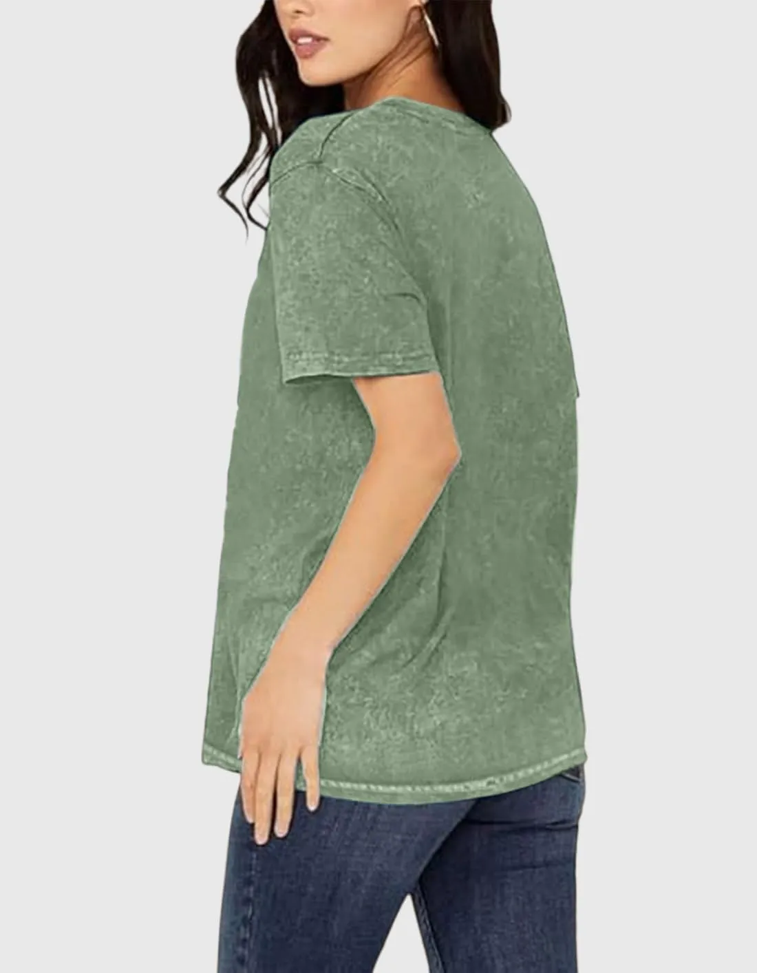 Mama Shirt Cheer Mom Shirt Graphic Tees for Women Acid Wash T-Shirt Vintage Letter Printed Tee Short Sleeve Casual Tops