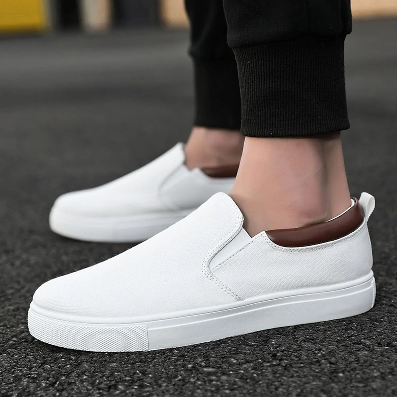 Men's Lightweight Non Slip Barefoot Shoes Breathable and Light Outdoor Comfy Walking Shoe Breathable Work Shoes