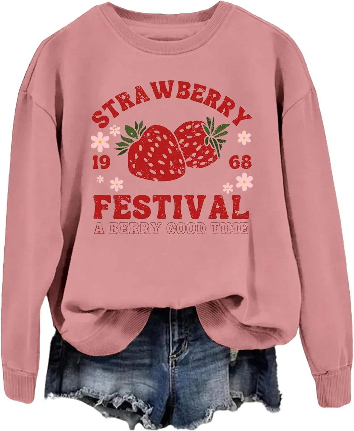 SAUIVD Women's Graphic Tees Strawberry Festivals Sweatshirt for Women Cute Strawberry Sweatshirts Long Sleeve Top Tees