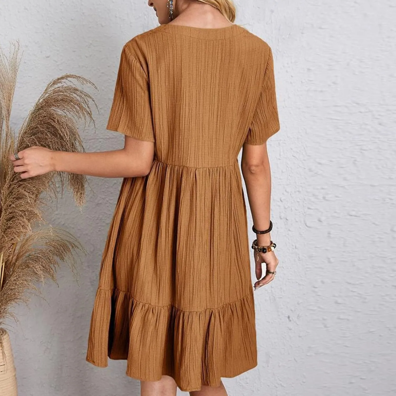 Summer Dresses for Women 2025 Pleated Tiered A Line Flowy Midi Dress Ladies Casual Fashion Short Sleeve V Neck Sundresses