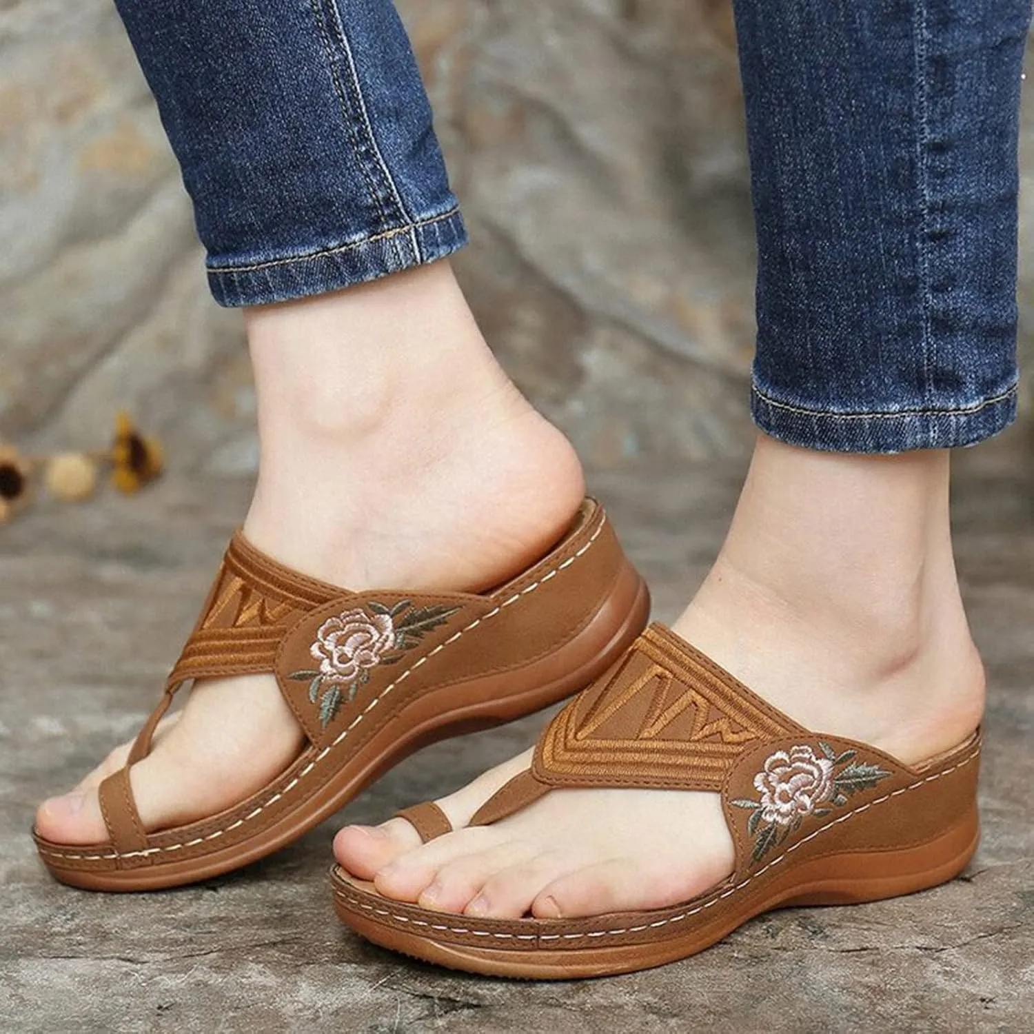 Women Comfortable Wedge Flip Flop Orthopedic Sandals Summer Casual Flower Embroidered Thong Clip Toe Slip-on Slipper Ergonomic Soles Slides Beach Shoes
