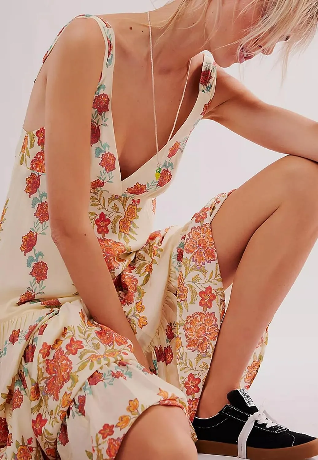Women Cute Boho Flowy Maxi Dress Spaghetti Strap V Neck Smocked Long Dress Y2K Patchwork Floral Beach Sundress