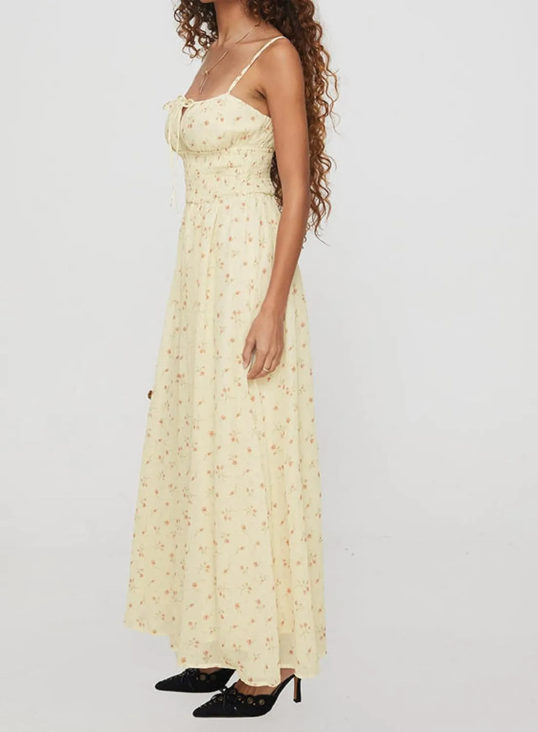 Women Cute Boho Flowy Maxi Dress Spaghetti Strap V Neck Smocked Long Dress Y2K Patchwork Floral Beach Sundress