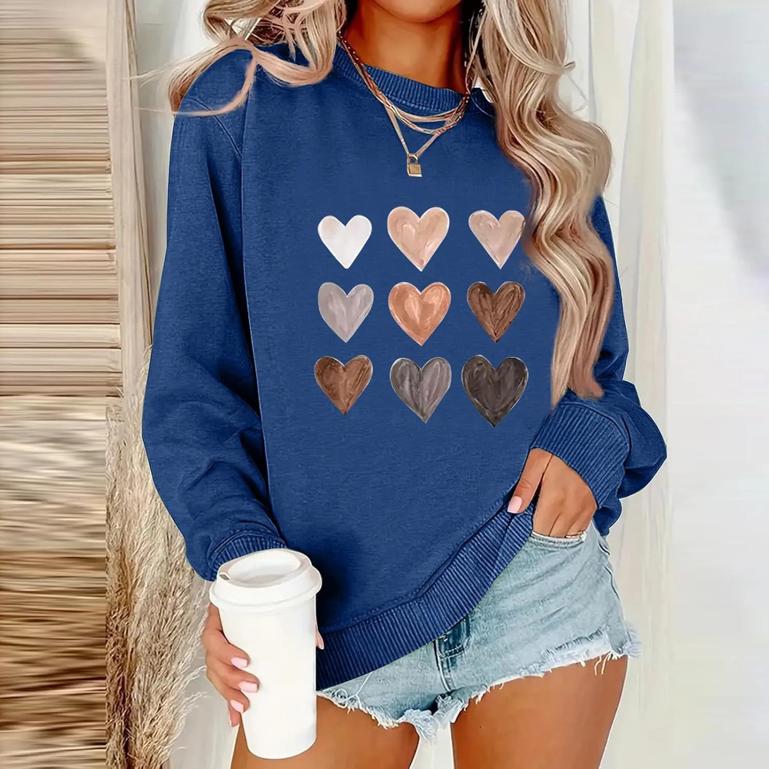 Womens Casual Oversized Sweatshirts Cute Heart Graphic Shirts Crewneck Long Sleeve Comfy Casual Basic Pullover Tops