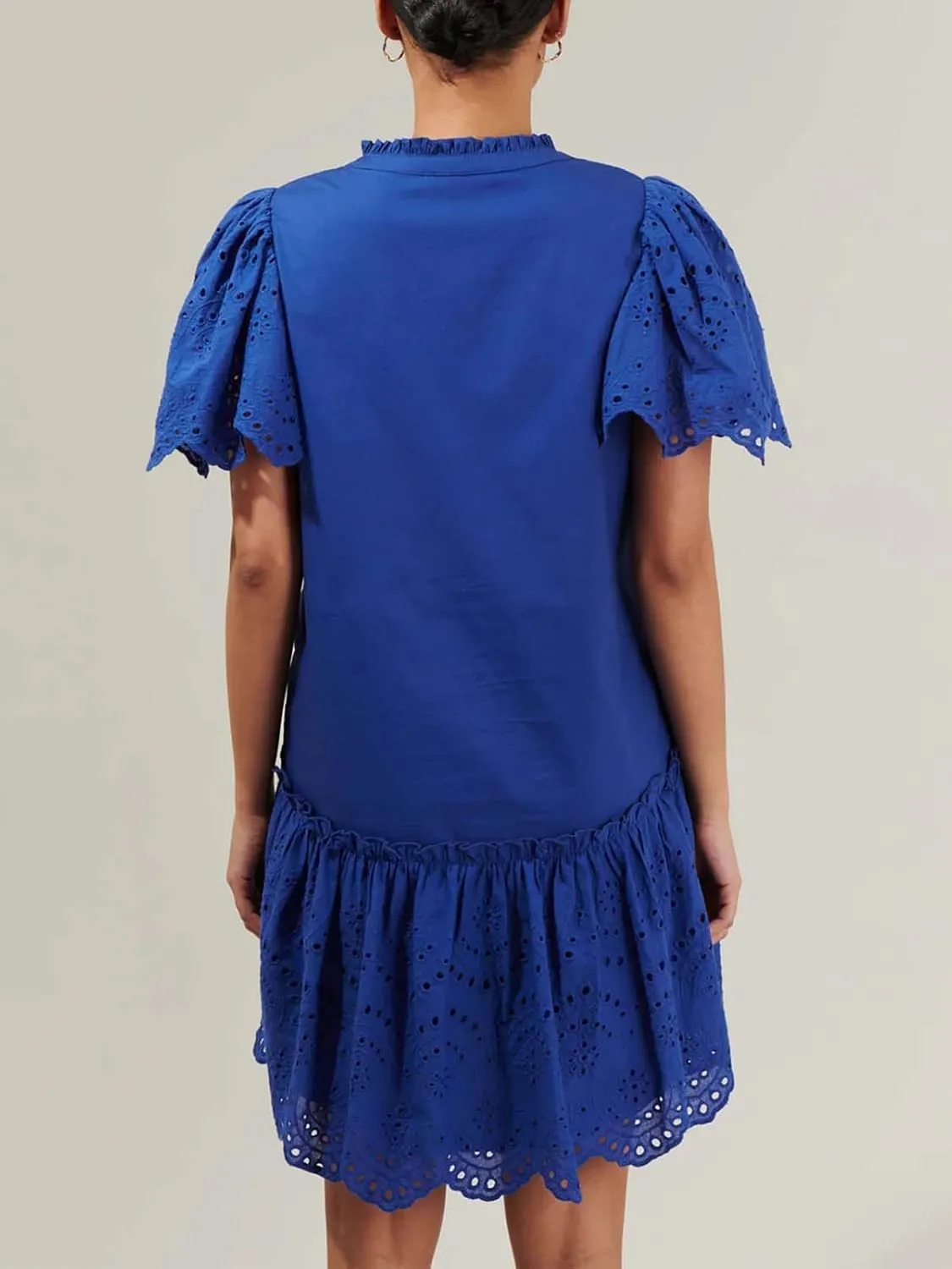 Womens Summer Boho Resort Dresses Moss Eyelet V-Neck Ruffle Cap Sleeve Mini Dress Beach Sundress with Pocket
