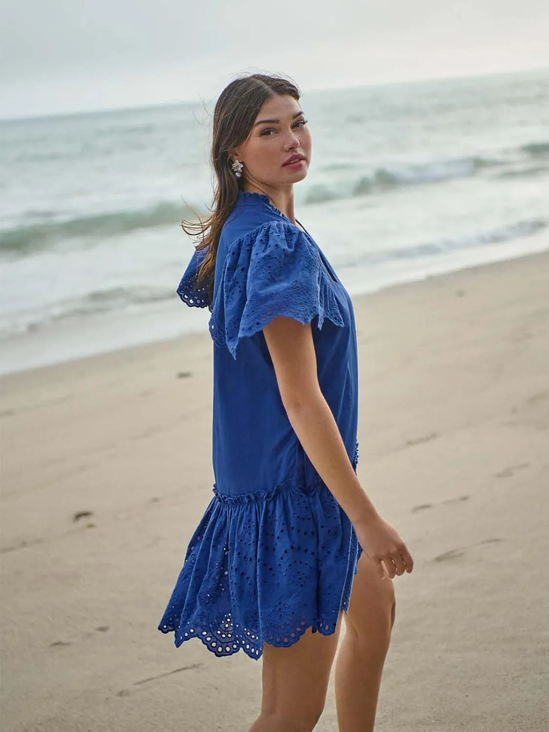 Womens Summer Boho Resort Dresses Moss Eyelet V-Neck Ruffle Cap Sleeve Mini Dress Beach Sundress with Pocket